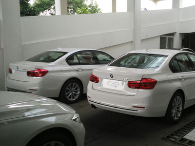 BMW 320d Sport Putih