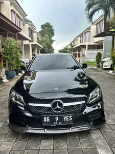 Mercedes-Benz C300 2021