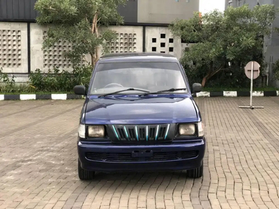 Toyota Kijang 2002