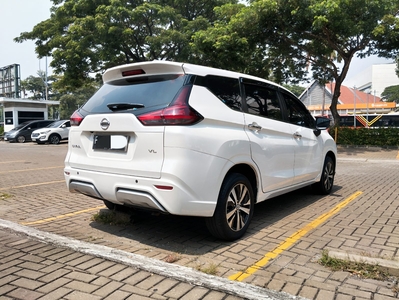 Nissan Livina VL AT Matic 2021 Putih