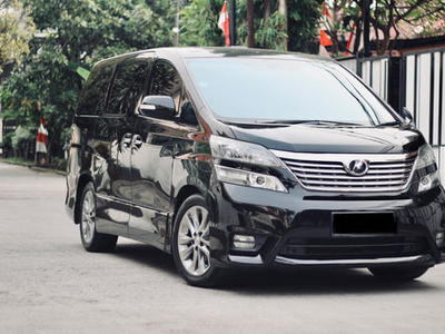 2010 Toyota Vellfire