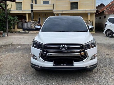 2018 Toyota Venturer 2.4 AT