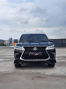 Lexus LX570 2018