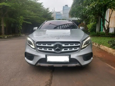 Mercedes-Benz GLA200 2017