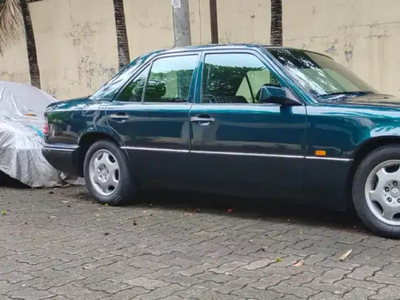 Mercedes-Benz Lain-lain 1995