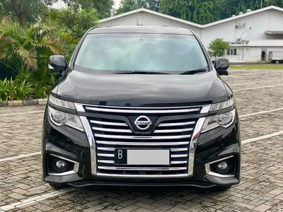 Nissan Elgrand 2014