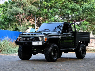 Nissan Patrol 1985