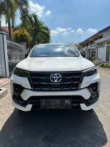 Toyota Fortuner 2021