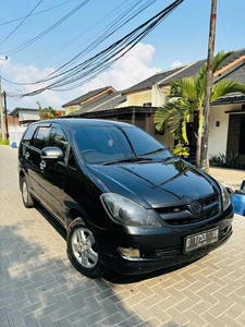 Toyota Innova 2006