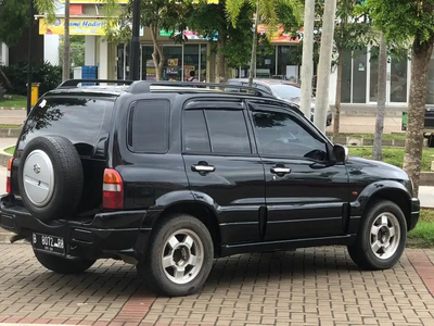 Suzuki Escudo 2001
