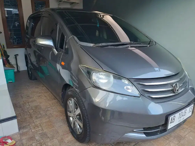 Honda Freed 2010