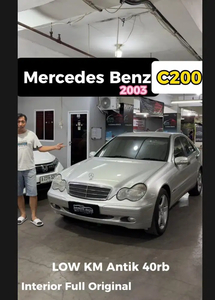 Mercedes-Benz C200 2003