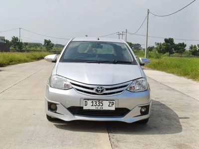 Toyota Etios Valco 2013