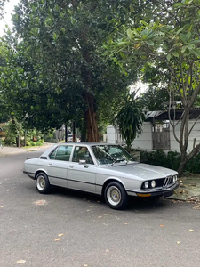 BMW 520i 1985