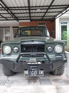 Jeep Lain-lain 1985