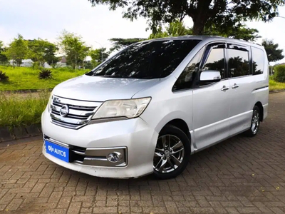 Nissan Serena 2013