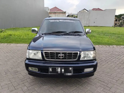 Toyota Kijang 2001
