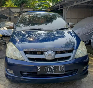 Toyota Kijang Innova 2005