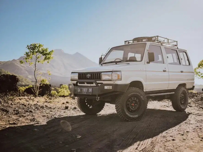 Toyota Kijang Super 1995