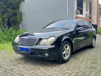 Mercedes-Benz C200 2001