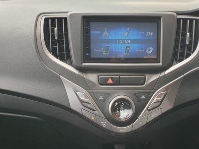 Suzuki Baleno Hatchback A/T 2019 putih km 17rban pajak panjang tangan pertama dari baru cash kredit