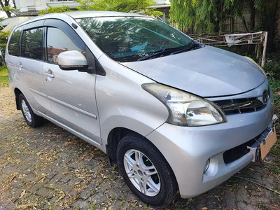 Daihatsu Xenia 2012