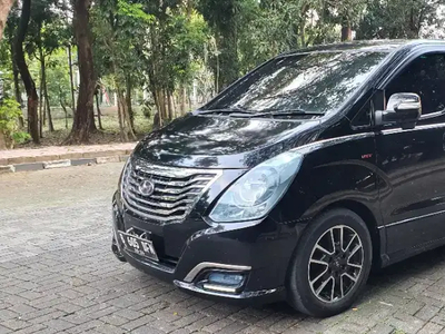 Hyundai H-1 2012