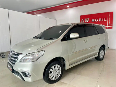 Toyota Kijang Innova 2012