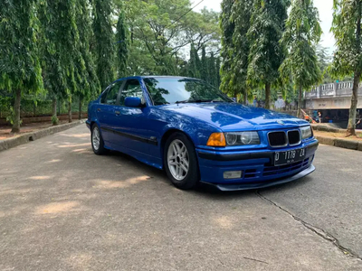 BMW 318i 1997