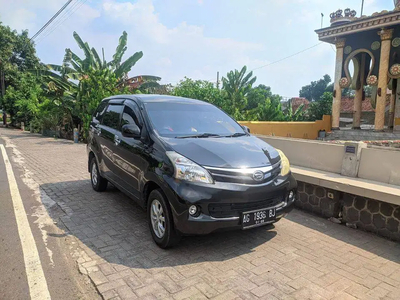 Daihatsu Xenia 2012