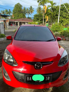 Mazda 2 2012