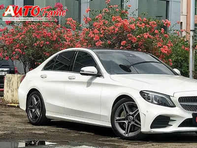 Mercedes-Benz C300 2019