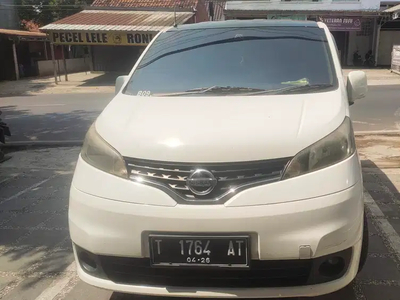 Nissan Evalia 2012