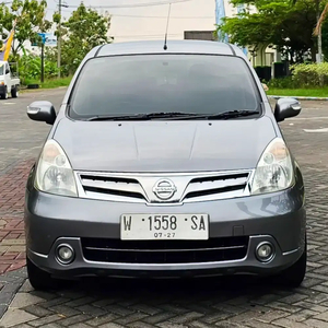 Nissan Grand livina 2012