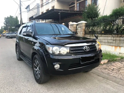 Toyota Fortuner 2011