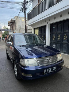 Toyota Kijang 2004