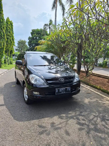 Toyota Kijang Innova 2006