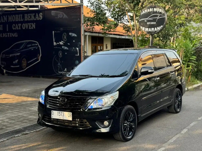 Toyota Kijang Innova 2012