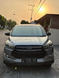 Toyota Kijang Innova 2016