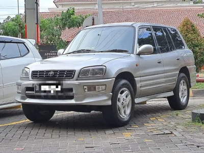 Toyota RAV4 2000