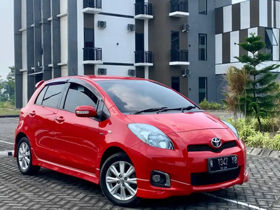 Toyota Yaris 2012