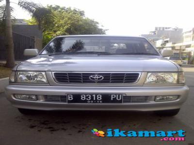 Dijual Toyota Kijang SGX 18 EFI Tahun 2001 MT