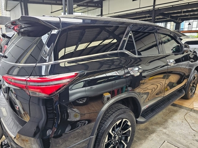 Toyota Fortuner New 4x2 2.4 GR Sport A/T Tahun 2021 Kondisi Mulus Terawat