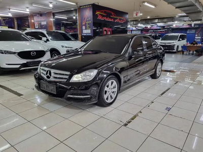 Mercedes-Benz C200 2013