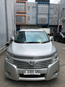 Nissan Elgrand 2013