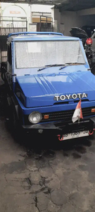 Toyota Kijang 1985
