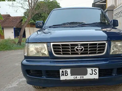 Toyota Kijang 2001