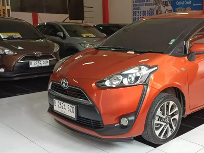 Toyota Sienta 2017