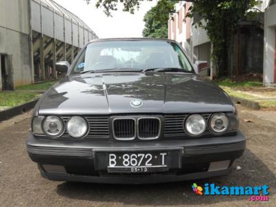 BMW 520i A/T