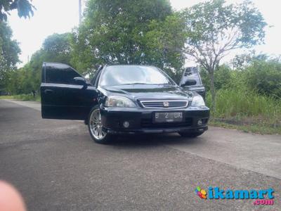 Dijual Honda Civic FERIO Thn 2000 HITAM M/T